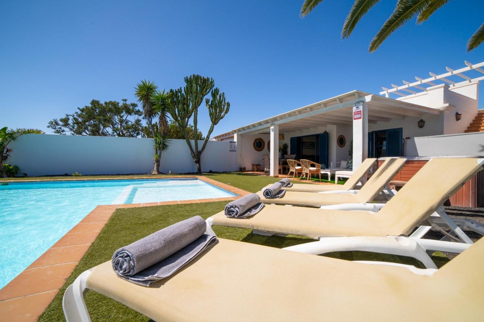 Villa Bonita Плайя-Бланка Екстер'єр фото
